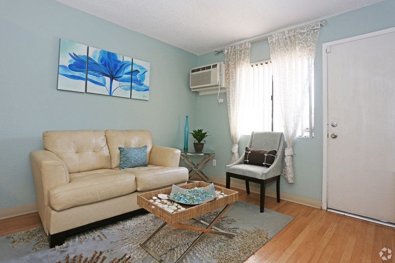 The Square on Indian School - Photo 5 of 15