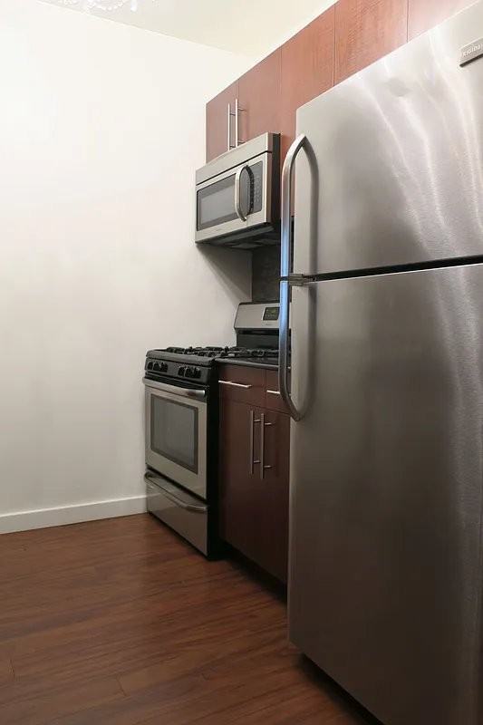 John St #2017 - Photo 7 of 13