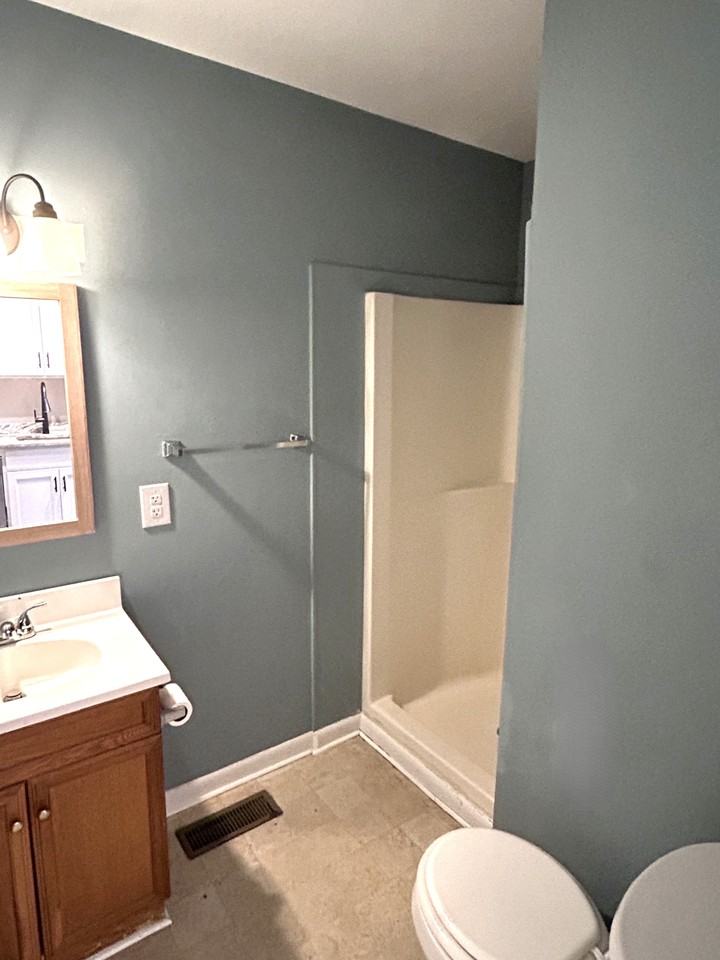 209 Monticello Ave #B - Photo 5 of 15