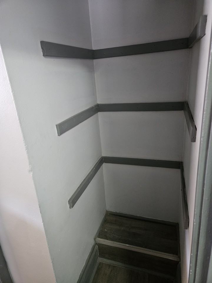 1905 Denison Ave - Photo 2 of 31