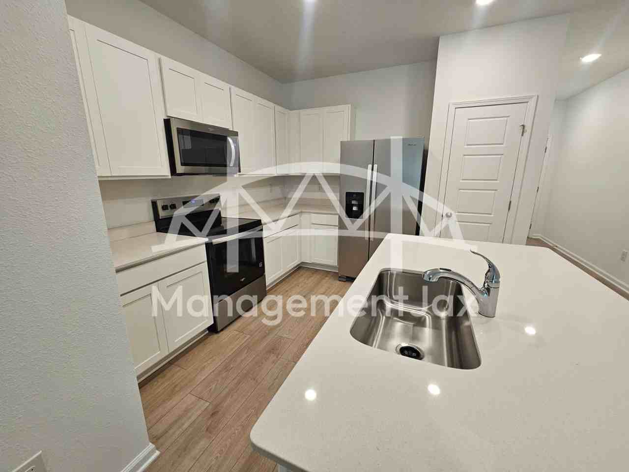 5918 Ortega Lake Dr #1 - Photo 2 of 15