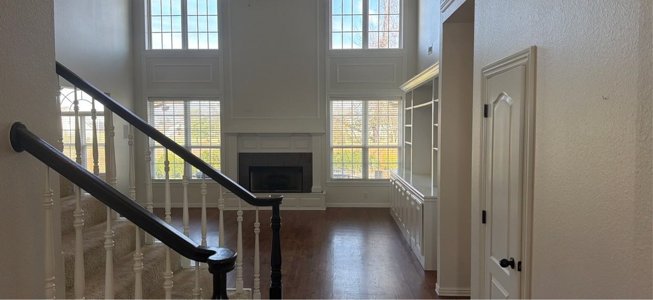 1216 Ne Buckingham Blvd #1 - Photo 2 of 22