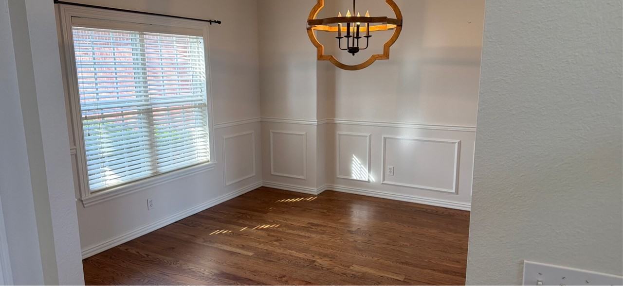 1216 Ne Buckingham Blvd #1 - Photo 4 of 22