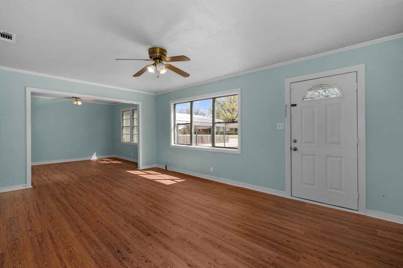 1117 Patricia Dr #1 - Photo 2 of 26