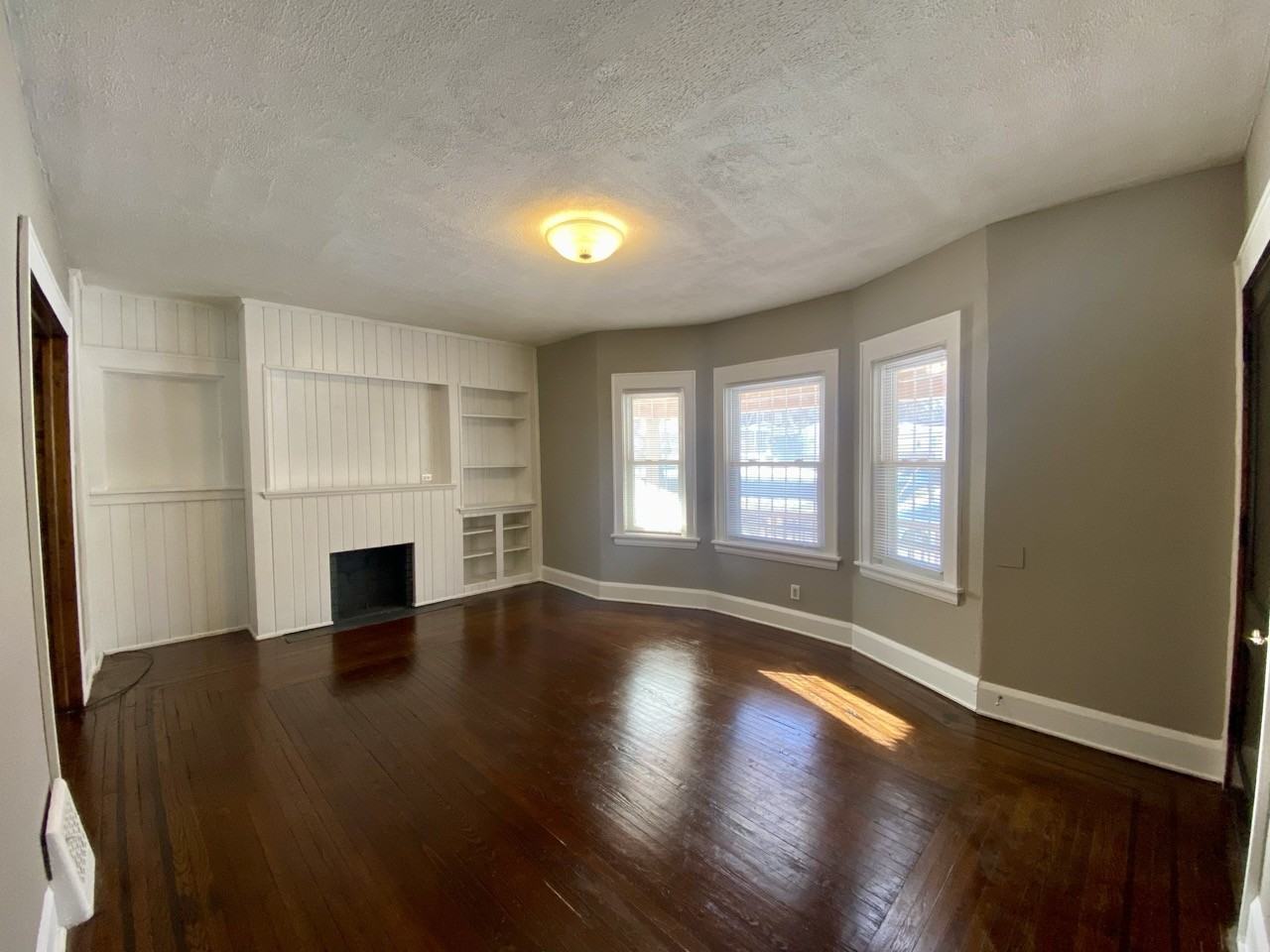 418 Crestwood Ave #1 - Photo 3 of 21