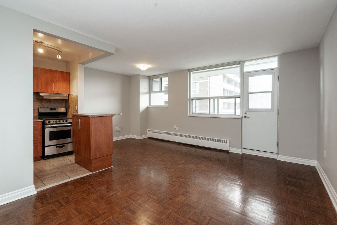 230 Oak Street - Photo 2 of 50