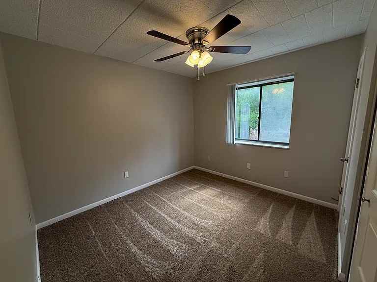 161 Churchill RoadApt. B #161B - Photo 6 of 8