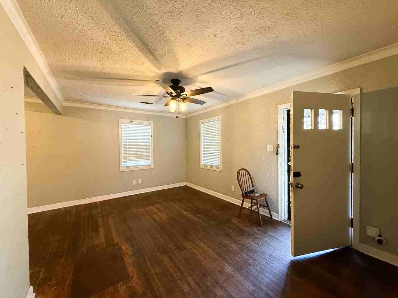 1027 Waring Rd #0 - Photo 6 of 14