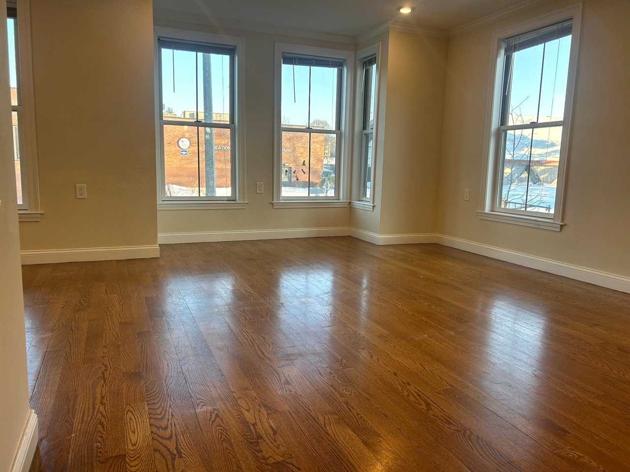 2747 Washington Street2747 Washington Street - 2 #2 - Photo 4 of 14