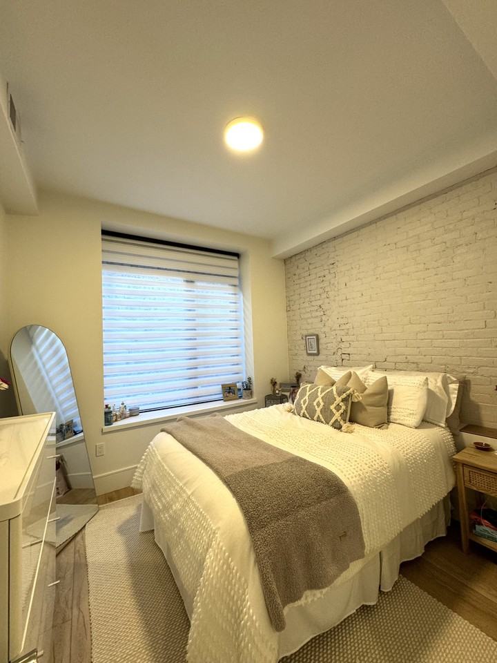 1578 Beacon Street1578 Beacon Street - 102 #102 - Photo 6 of 11