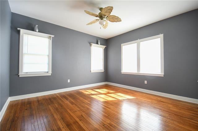 820 Collins Blvd #1 - Photo 6 of 10