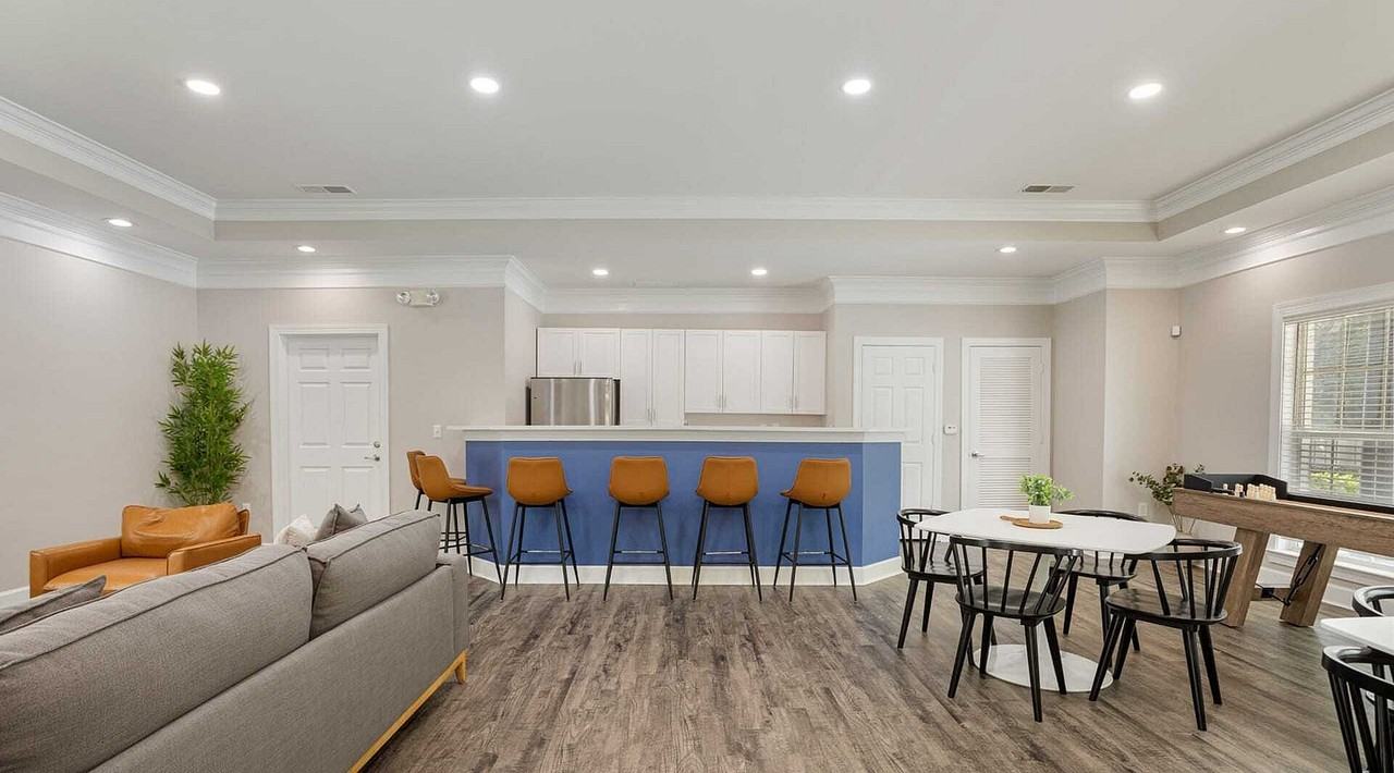 The Ridgely - Photo 4 of 37