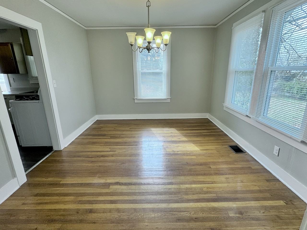 5 W Marion Rd #1 - Photo 4 of 17