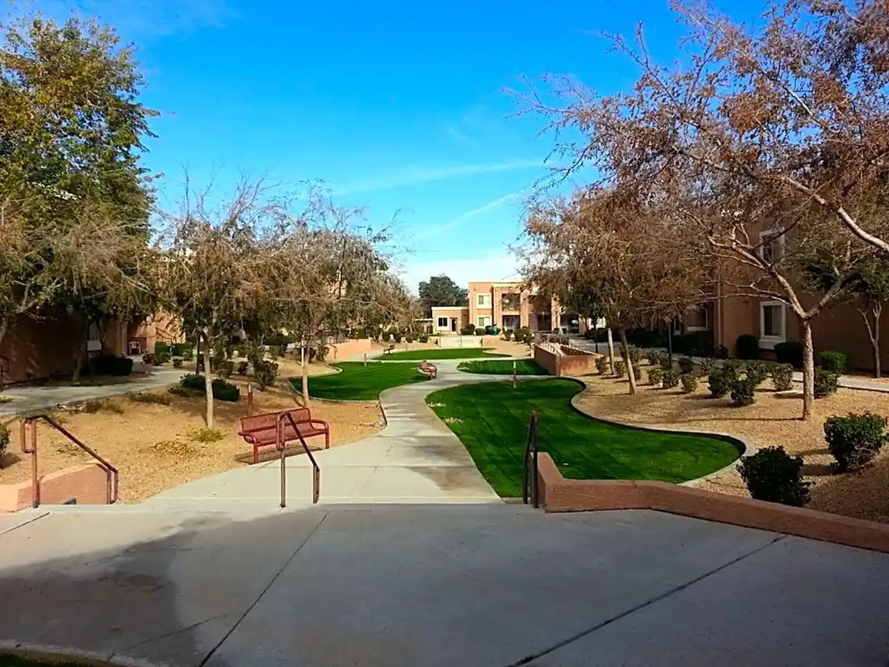 Tanner Manor Apartments - Photo 5 of 8