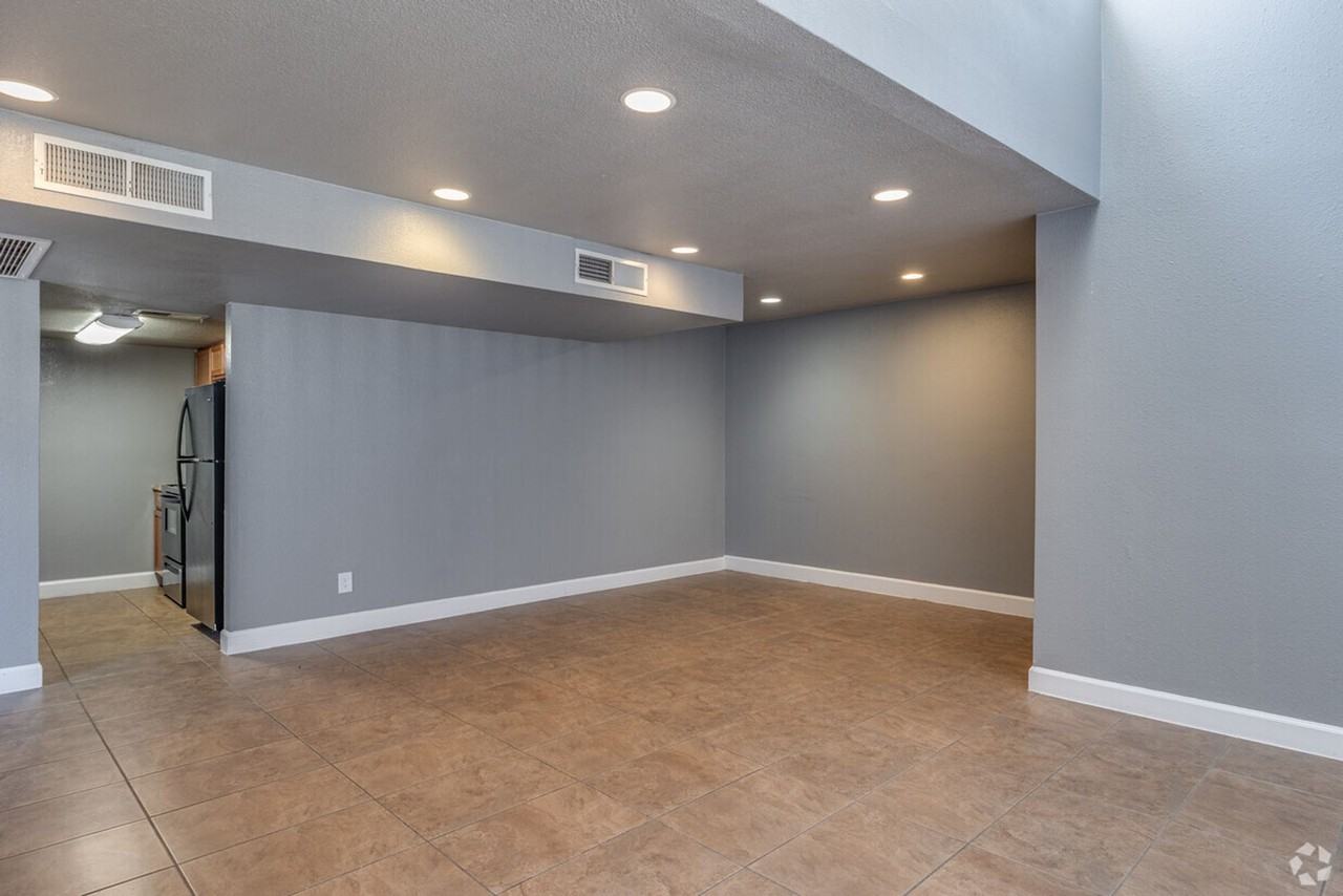 4102 West Osborn Road - Photo 7 of 50