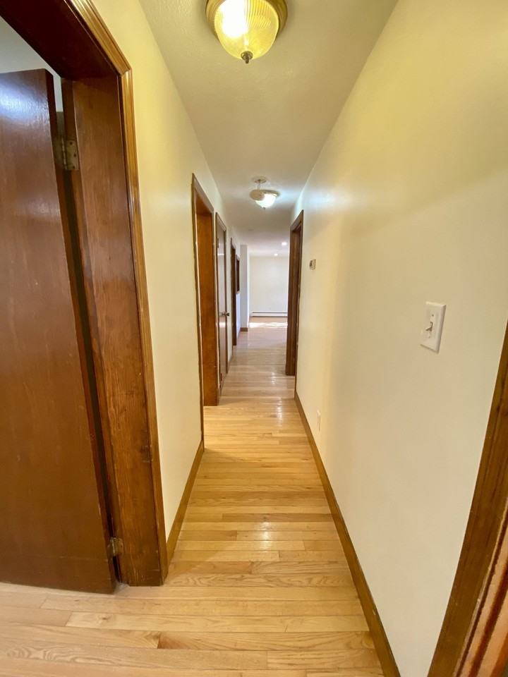 39 Loomis St #39 - Photo 4 of 13