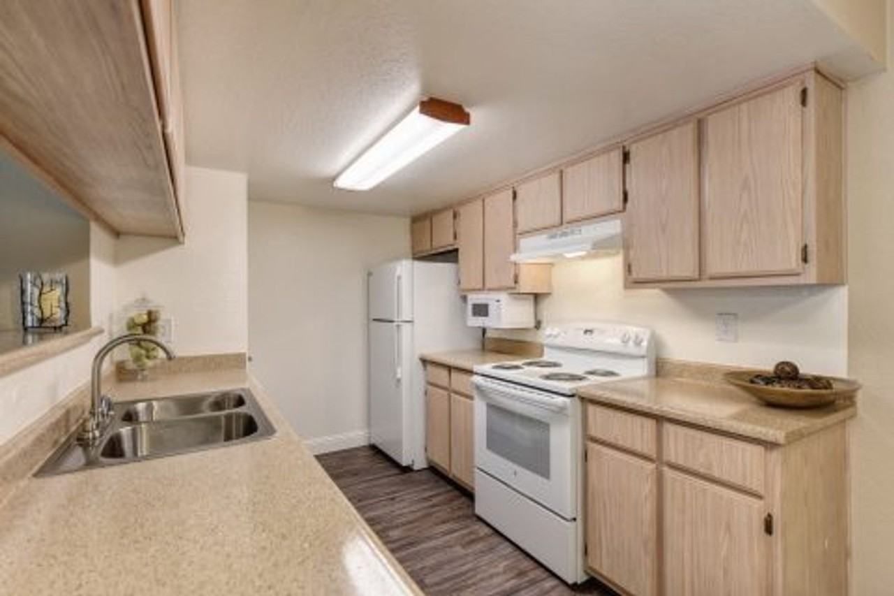 4033 McClain Way - Photo 2 of 4