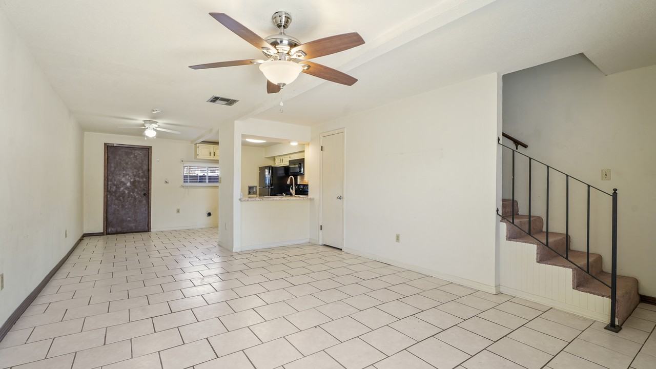 59278 Rebel Dr #A - Photo 2 of 9