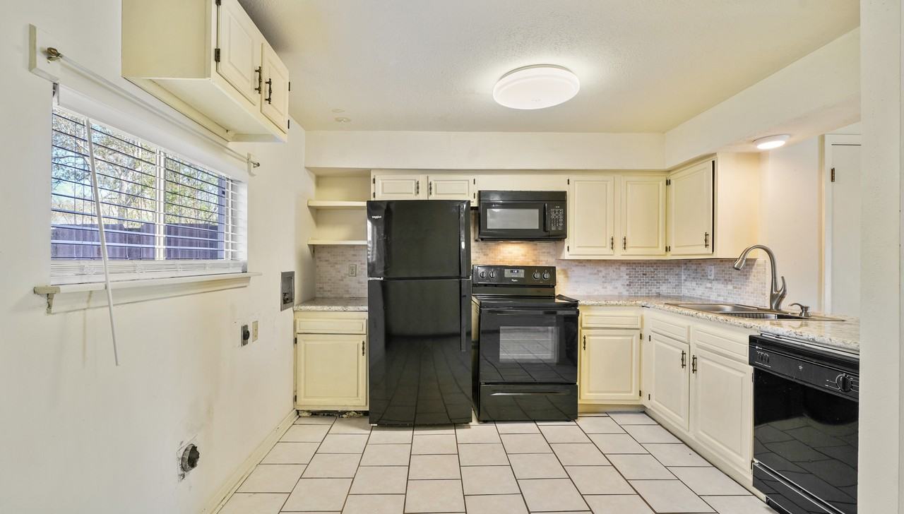 59278 Rebel Dr #A - Photo 5 of 9