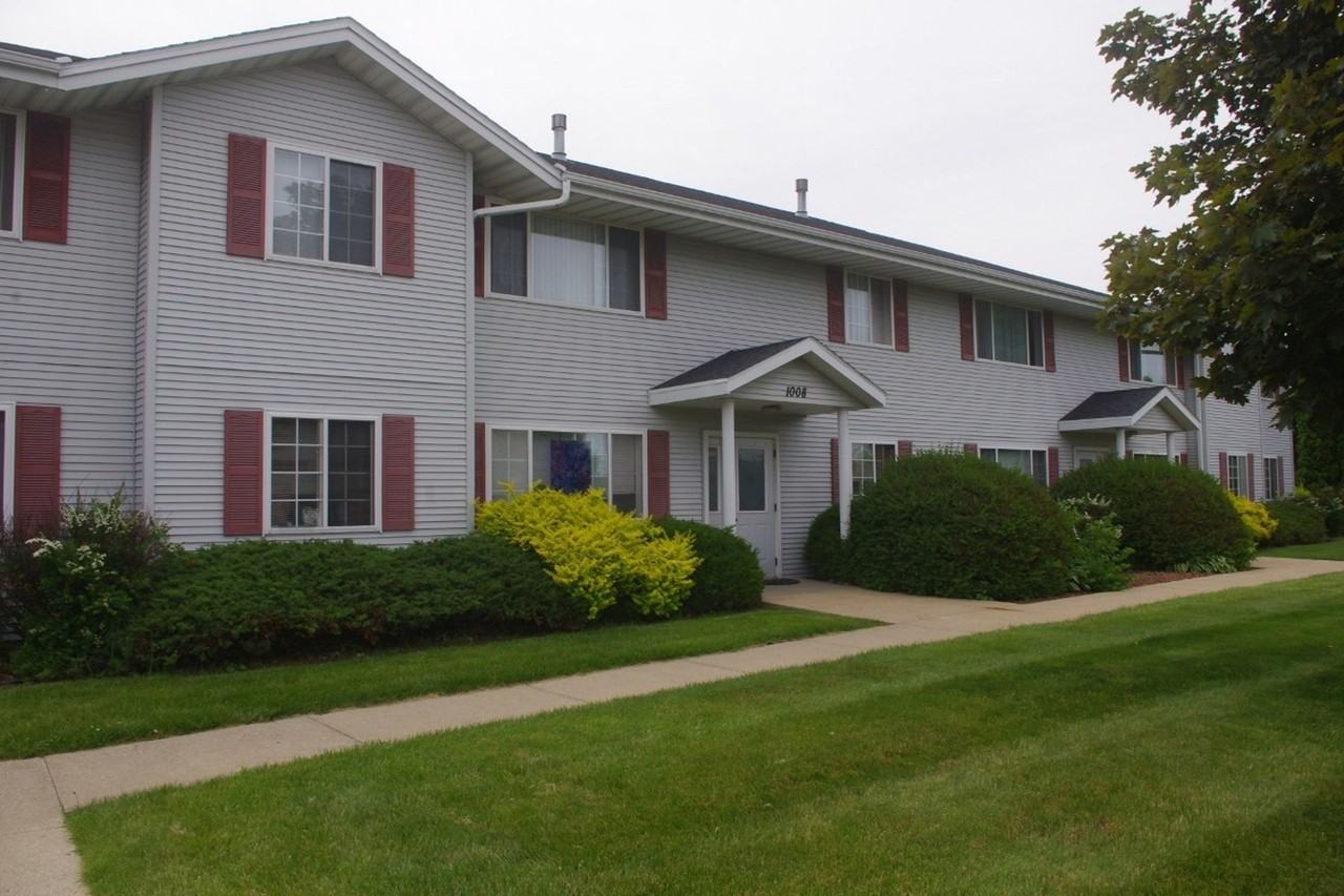 Riverbend East Apartments - Photo 2 of 15