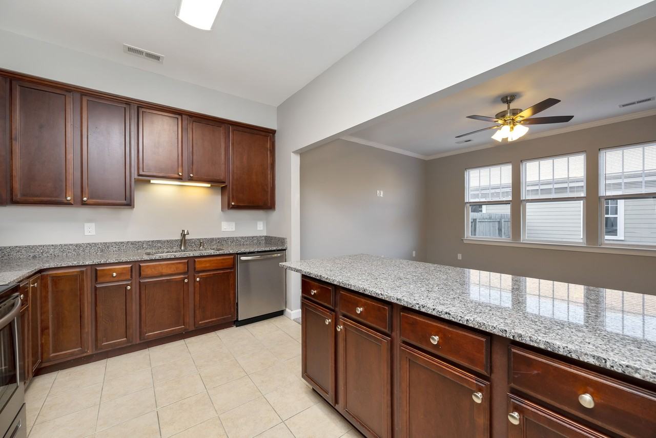 748 Washington Avenue - 1Washington Ave #1 - Photo 5 of 26