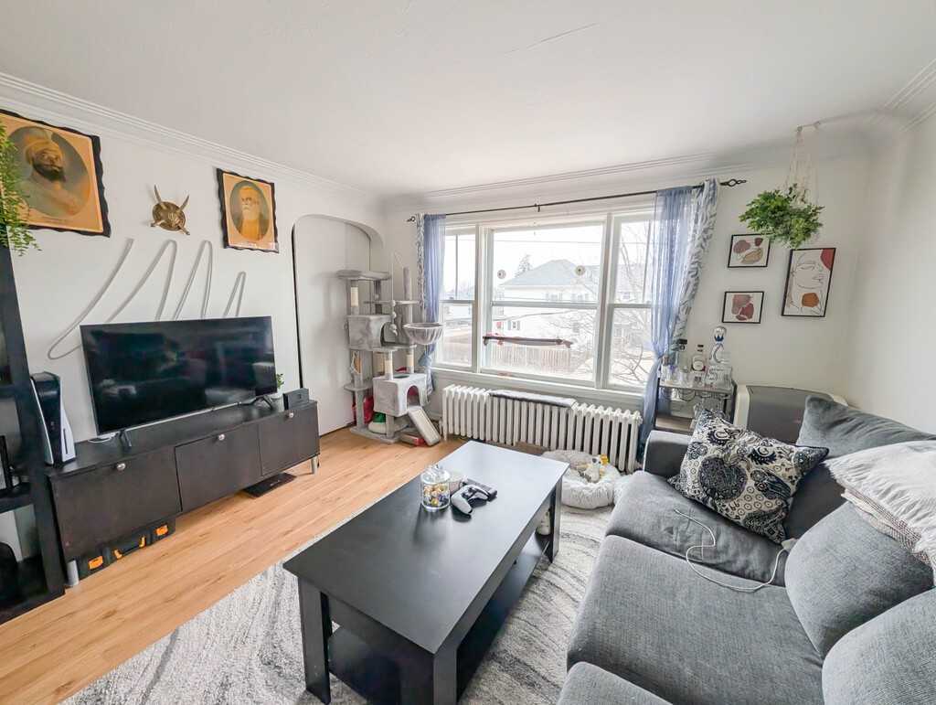 44 Rodman St - Photo 3 of 12