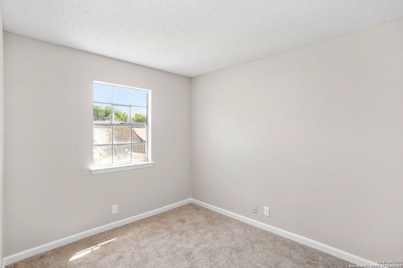 7431 Branston - Photo 7 of 10