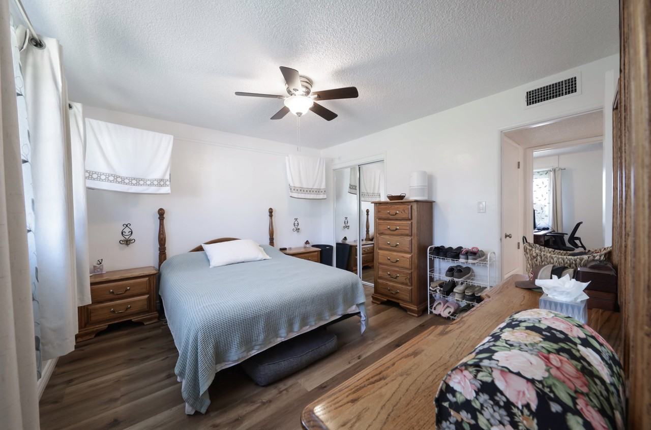 3917 Columbus St #1 - Photo 7 of 20