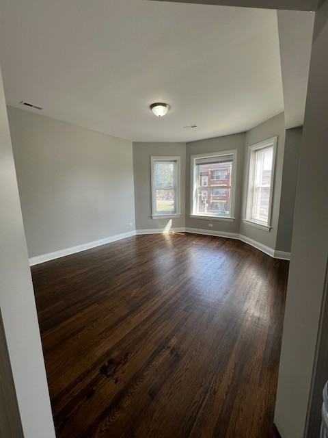 7714 S Morgan St Apt 2nd #7714-2 - Photo 2 of 10