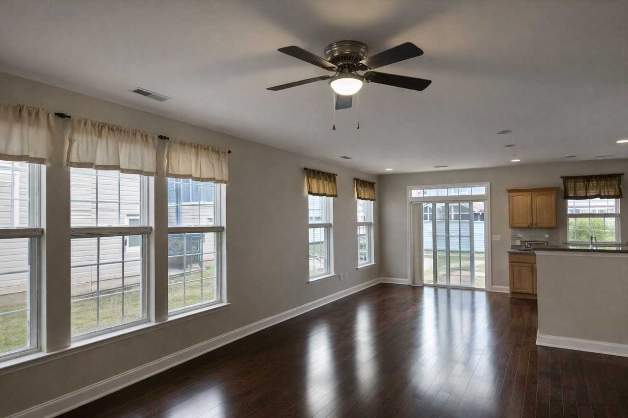 121 Walnut Cove Dr #1 - Photo 7 of 18