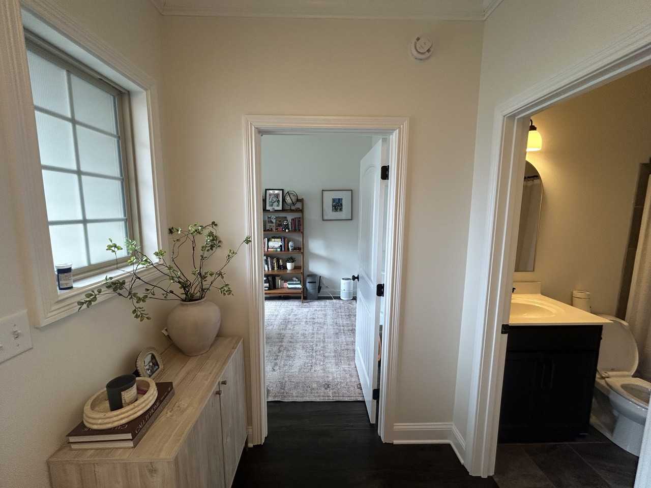 404 Sedgwick Ln #1 - Photo 5 of 34