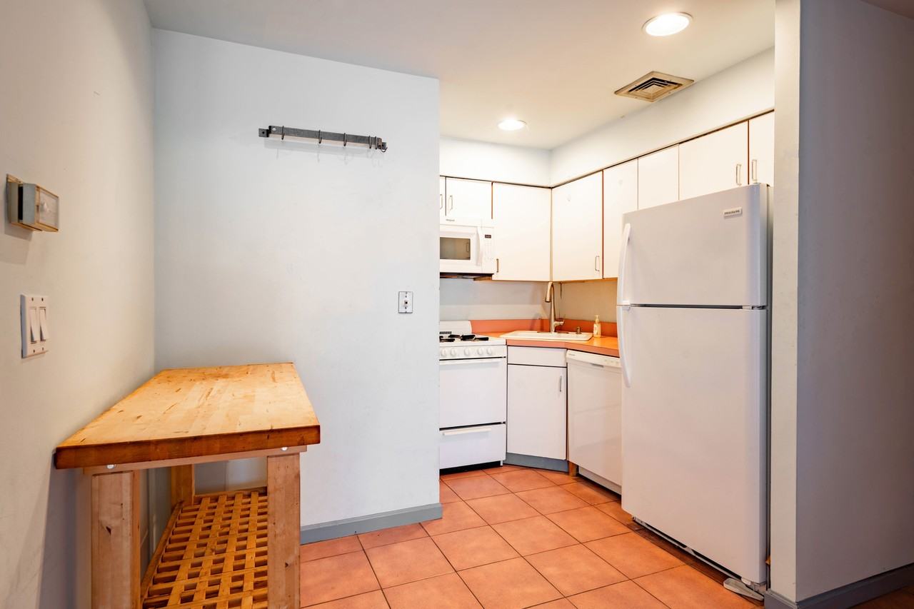 763 South 8th Street - 2 F3 #2F3 - Photo 6 of 17