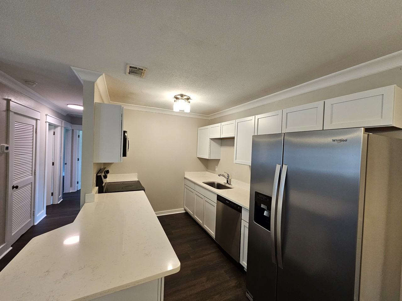 200 Spencer Dr #1 - Photo 3 of 31