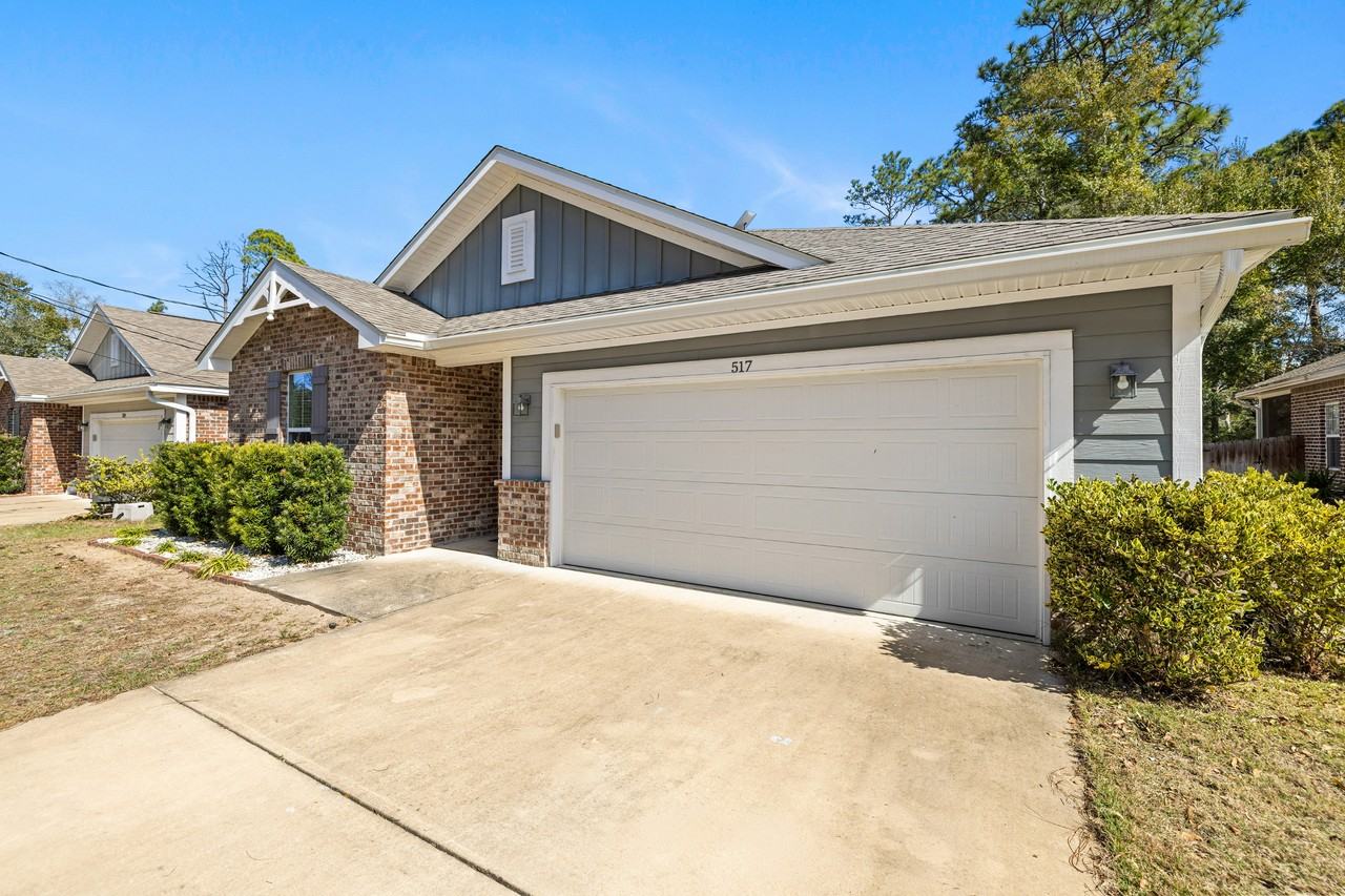 517 Johnson St #1 - Photo 5 of 50