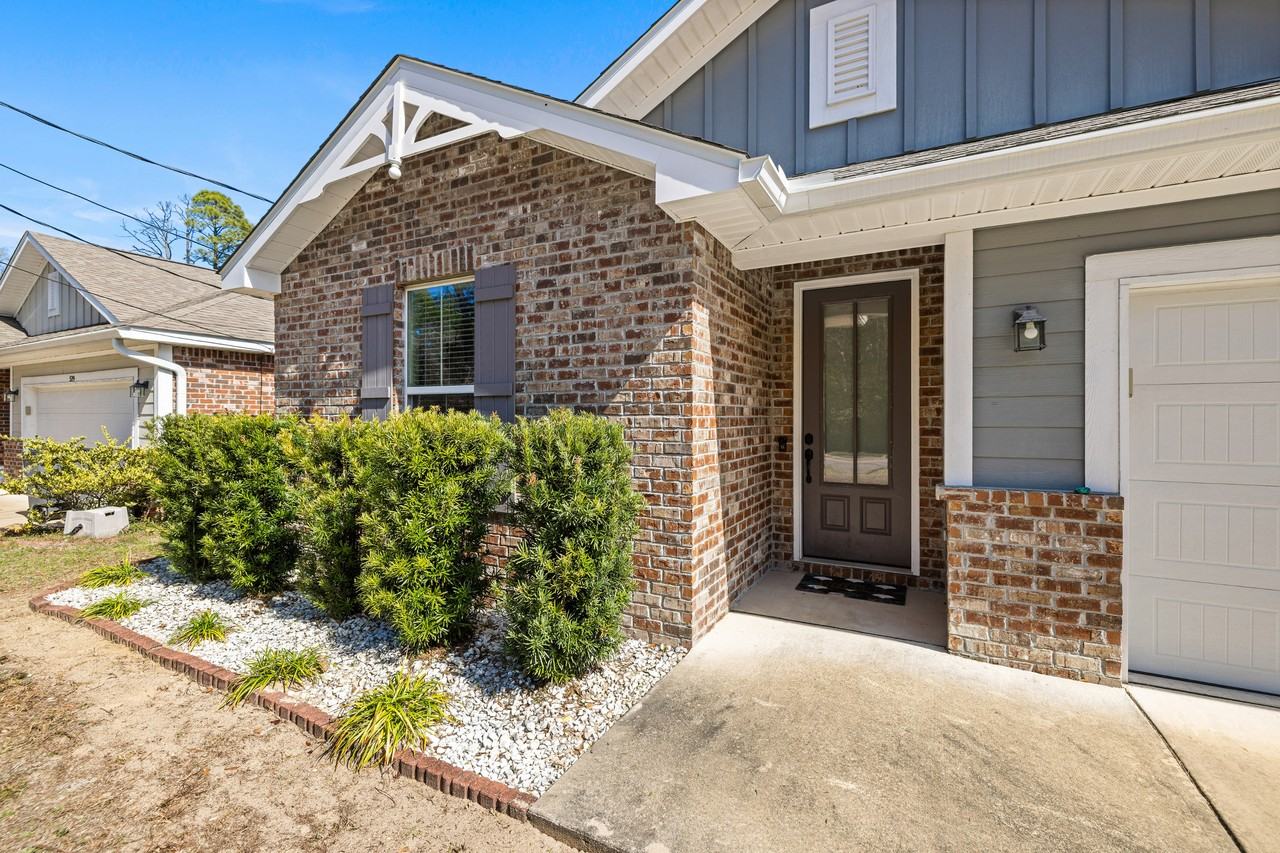 517 Johnson St #1 - Photo 6 of 50