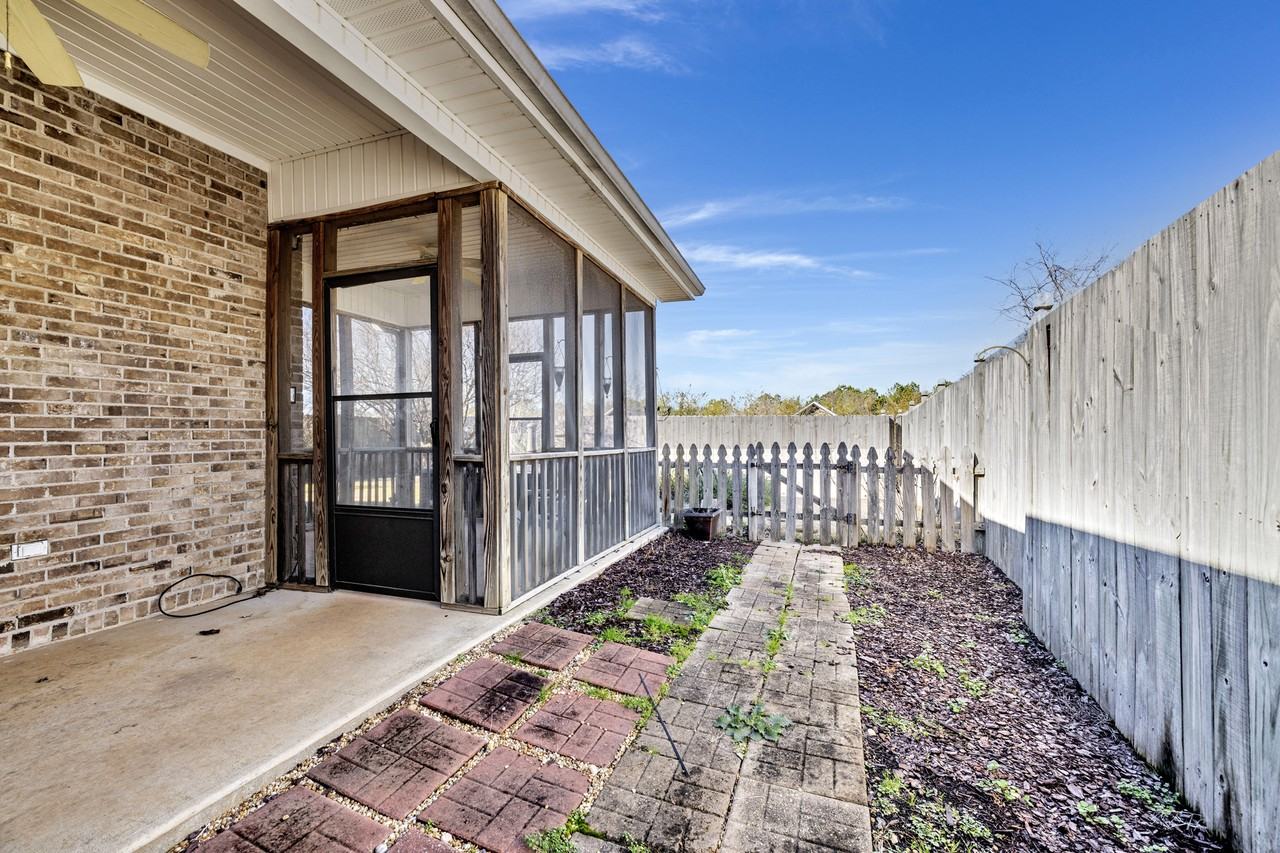 4845 Longmeadow Ln #1 - Photo 3 of 28