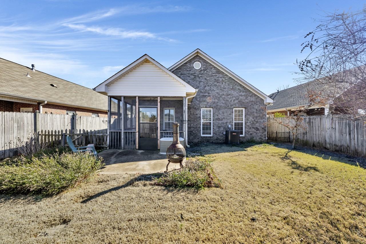 4845 Longmeadow Ln #1 - Photo 5 of 28