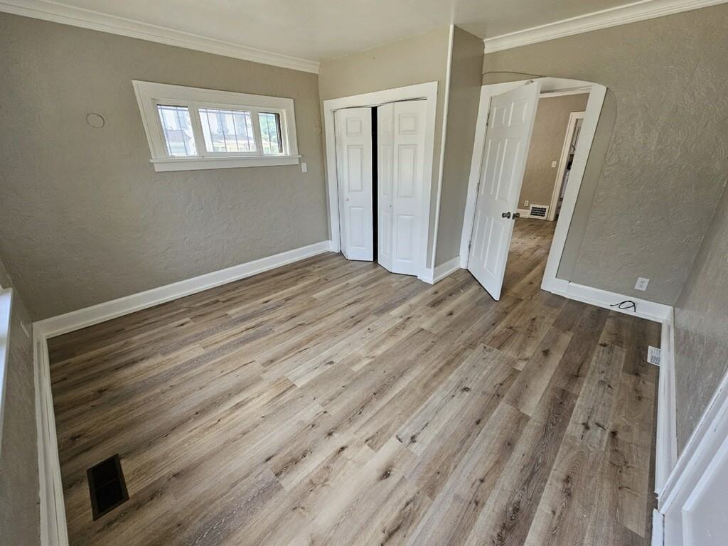 2217 8th St1 #1 - Photo 4 of 10