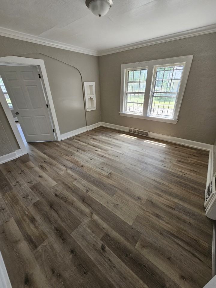 2217 8th St1 #1 - Photo 7 of 10