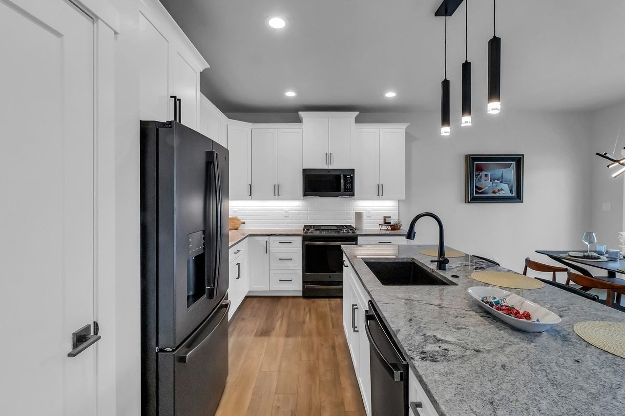 681 28 Rd #1 - Photo 6 of 34