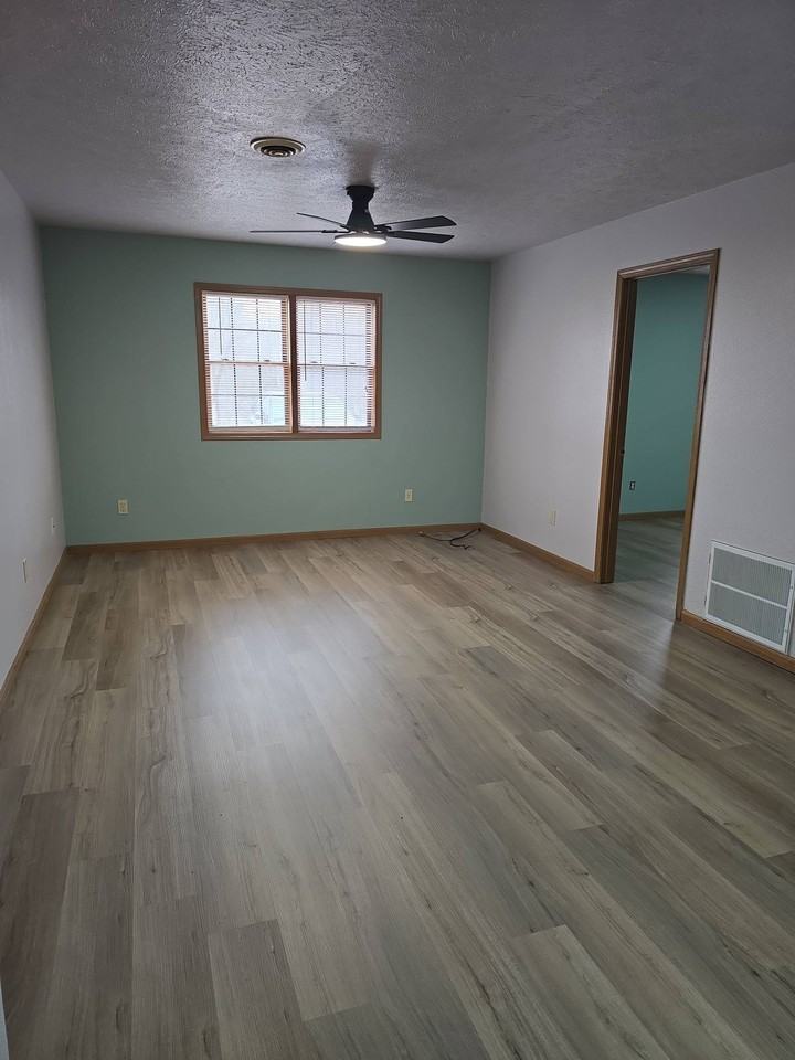 115 Holly Dr #1 - Photo 2 of 8