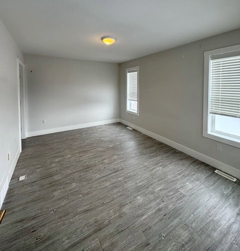 8621 A - 8621 85 St - Photo 5 of 11