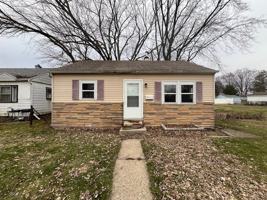 featured image of 233 S Chicago St #1