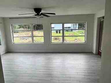 135 Pinecrest Dr #1 - Photo 3 of 10