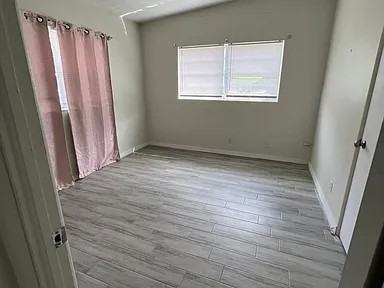 135 Pinecrest Dr #1 - Photo 7 of 10