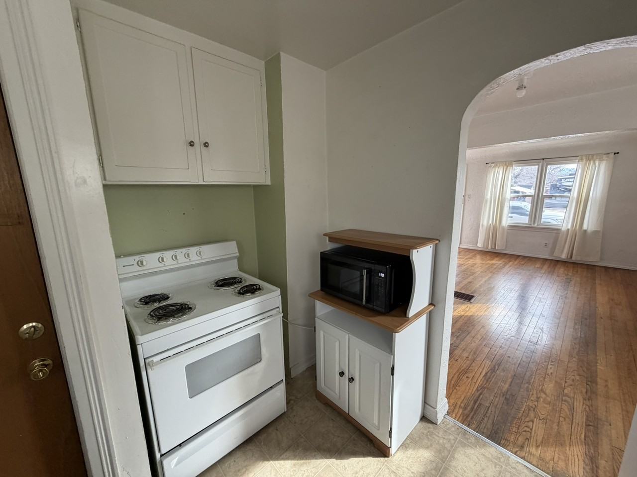 621 N 2nd St #1 - Photo 7 of 10