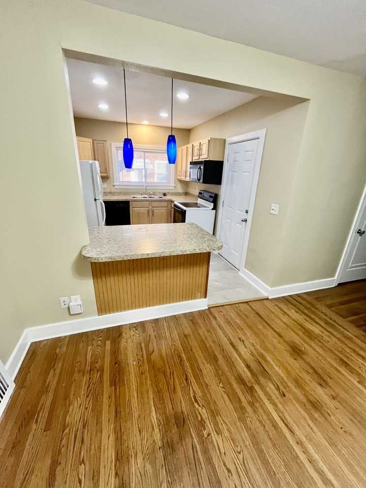 3010 Gunckel Blvd Lowr - Photo 2 of 11