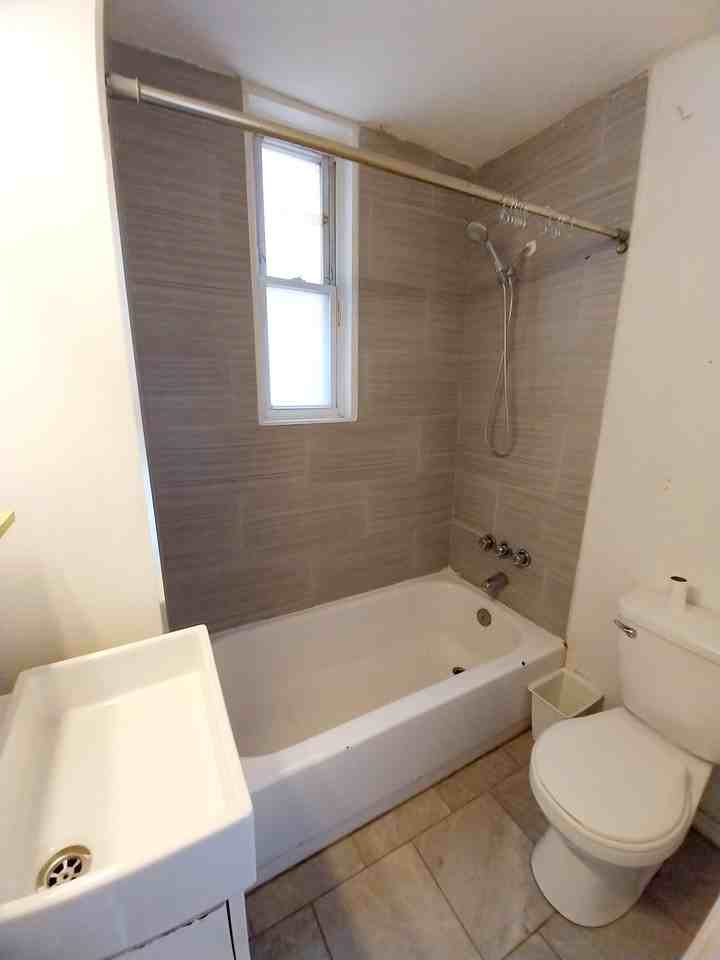 601 Av Bourbonnière #601 - Photo 7 of 11