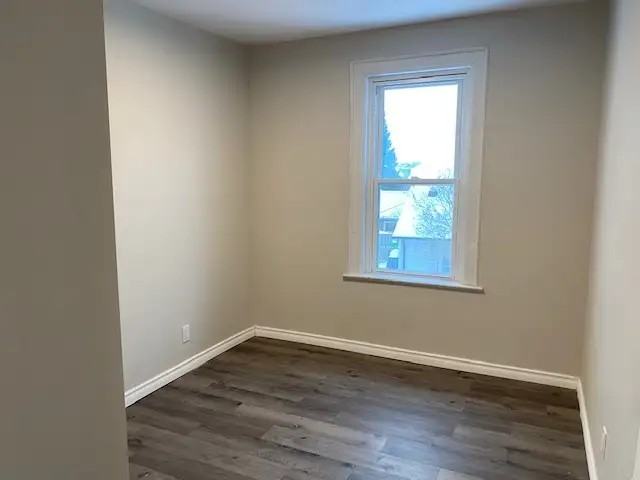 14 Perry St #1 - Photo 6 of 7