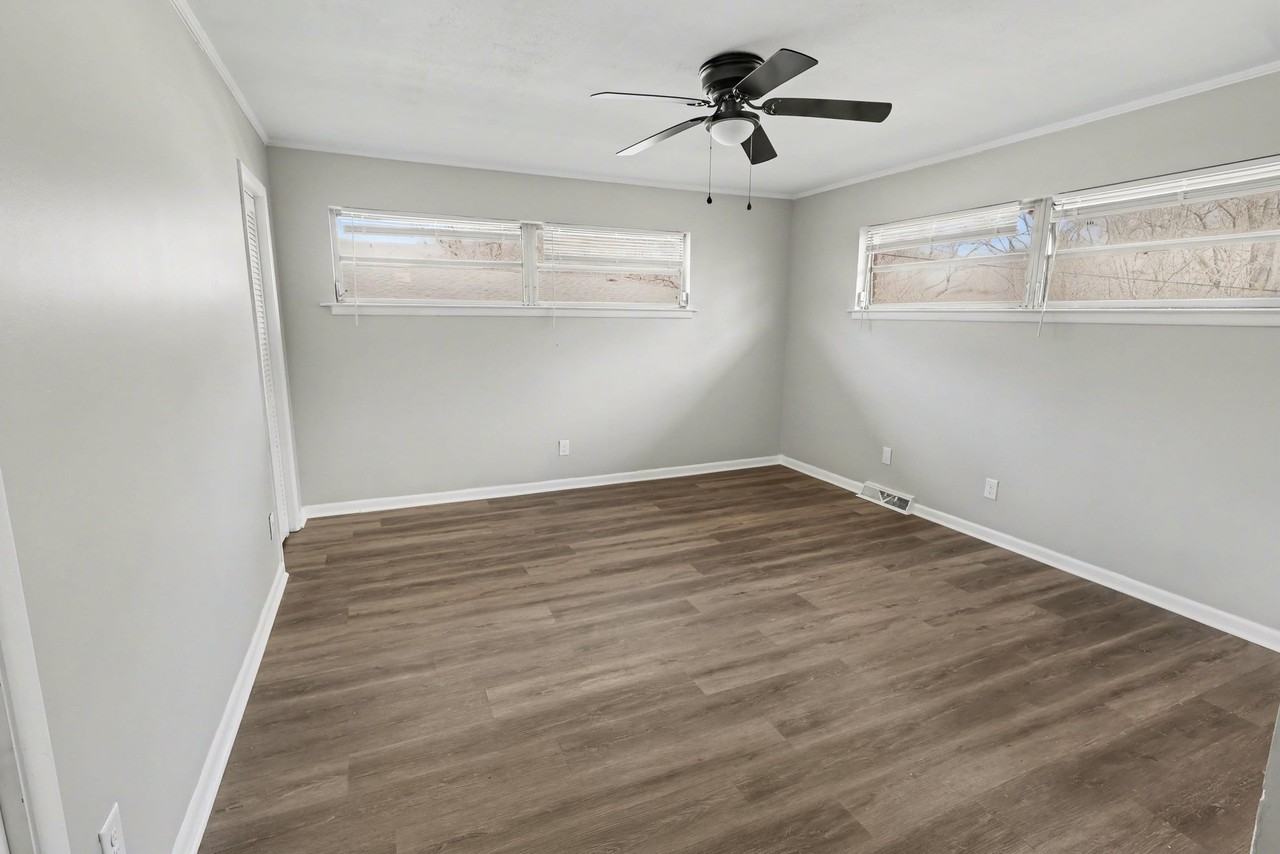 3724 Viola Ave Sw #1 - Photo 7 of 10